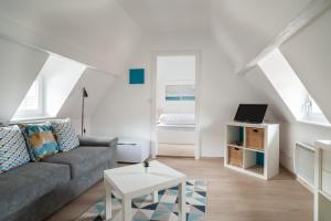 LOFT
