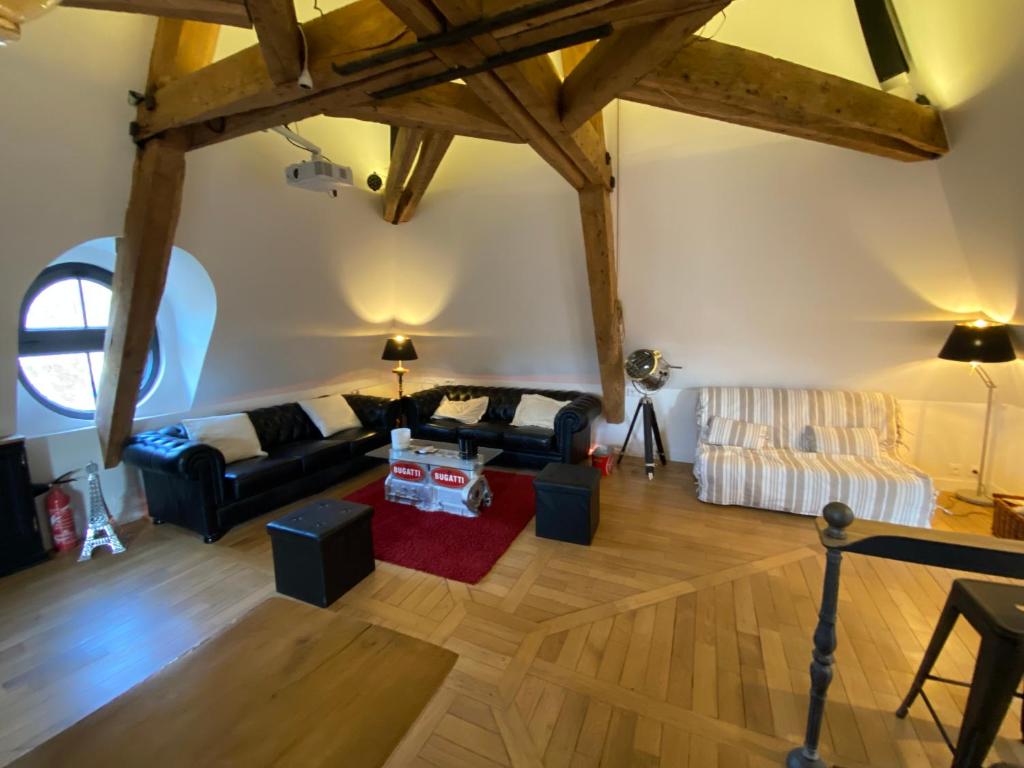 Appartement Loft dans le clocher face au chateau 1 Allée de la Duchesse 78830 Bonnelles