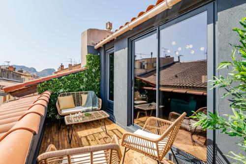 LOFT EN VILLE - Duplex Terrasse coeur historique avec vue dégagée & Parking souterrain Offert