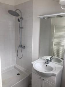 Loft hypercentre Niort WIFI TV tout confort