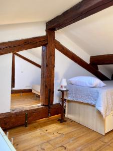 Loft meublé en duplex 6