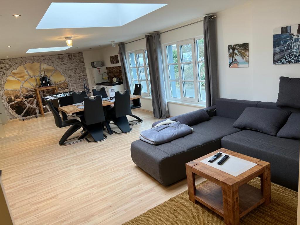 Appartement Loft mit 2 Schlafzimmern und E- Ladestation 41 Blütenstraße Hintergebäude 90765 Fürth