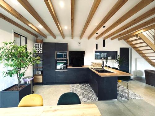 Loft neuf tout équipé & jacuzzi
