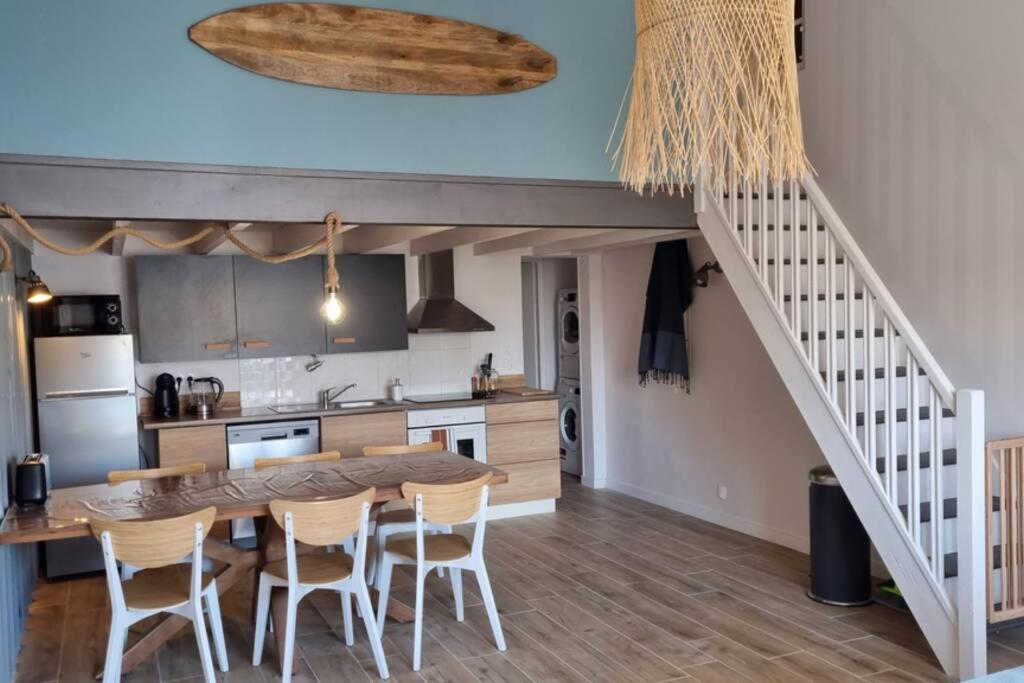 Loft Surfeur 4/6 personnes - Les Sables proche mer 18 Rue Printanière, 85100 Les Sables dʼOlonne