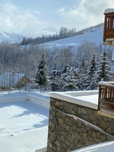 Logement 4/6 personnes à la montagne avec piscine