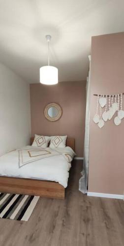 logement 5 personnes proche CV et parking privé