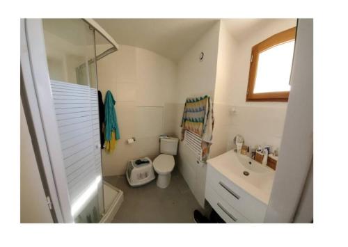 Logement au centre du village de Cabriès.