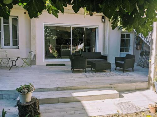Logement Avignon : climatisation, garage, jardin