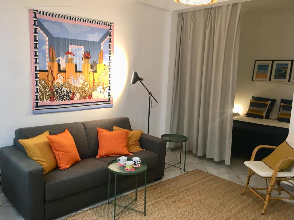 Appartement Logement climatisé à côté de Negresco et bord de mer 2 rue meyerbeer 06000 Nice