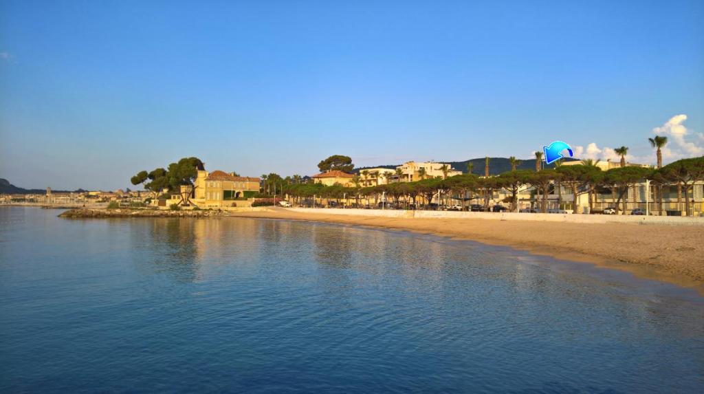 Appartement Logement climatisé avec jardin et parking pour 2 personnes en bord de plage 111 Avenue Franklin Roosevelt 13600 La Ciotat