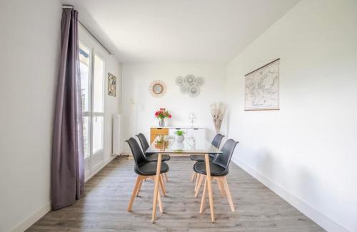 Logement cosy, lumineux, balcon et vue sur parc