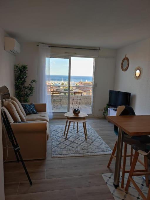 Appartement Logement cosy, magnifique vue mer Avenue Jean Moulin, résidence Tuvalu bâtiment B appartement 113 13960 Sausset-les-Pins