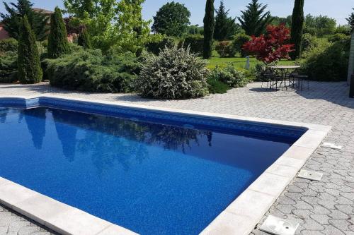 Logement de 42 m2 tout confort en campagne pour un couple
