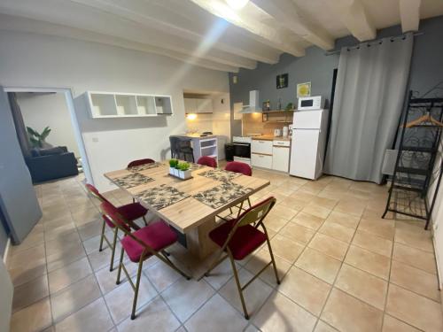 Logement de groupe au centre d'Azay le Rideau