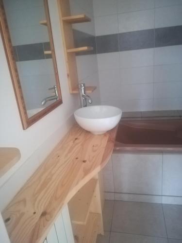 Logement de plein pied à MIRECOURT