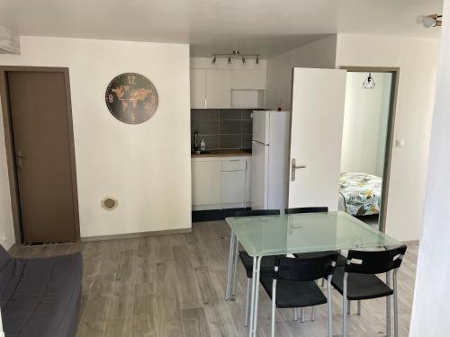 Logement en bord de port