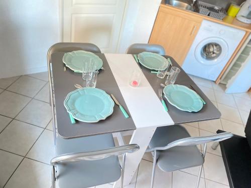 Logement entier - Wifi - Parking privatif - Piscine