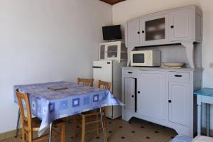 Appartement Logement La Clarte dans une grande maison de vacances a Noirmoutier du Prau, 22 85630 Barbâtre Pays de la Loire