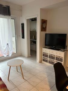 Appartement Logement plein centre royan Appt 3 bat E 61 Rue Paul Doumer 17200 Royan -1