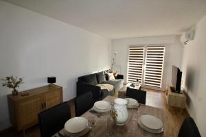 Logement rénové avec mobilier 2023