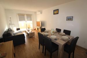 Appartement Logement rénové avec mobilier 2023 1 Impasse des Arbousiers 84000 Avignon Provence-Alpes-Côte d\'Azur