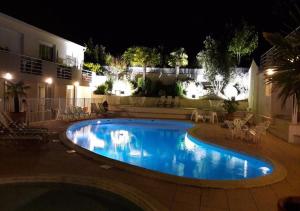LOGEMENT T2 PMR piscine Privée 400m de la Plage