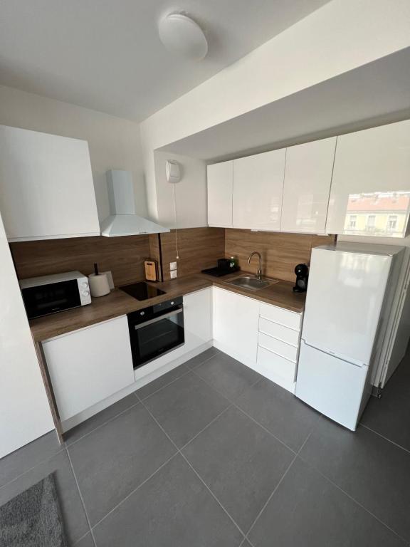 logement tout équipée Menton centre 500 m des plages 3 Avenue Riviera, 06500 Menton