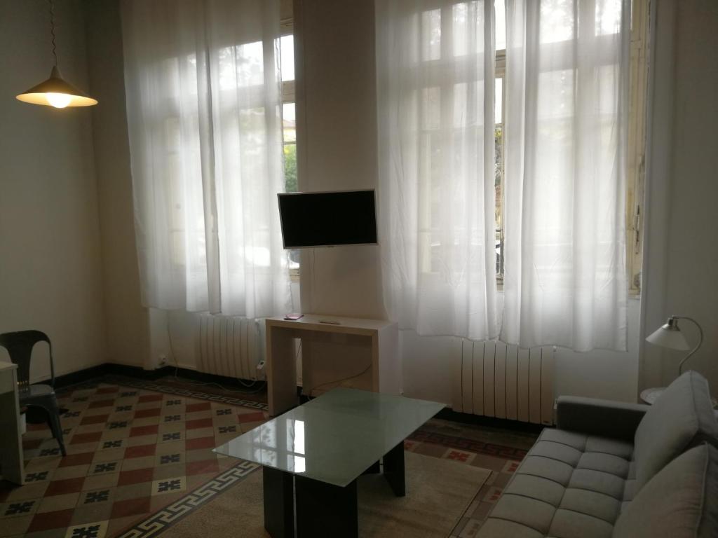 Appartement Logement très clair refait à neuf 2 ch lyon4 25 Rue d'Austerlitz 69004 Lyon