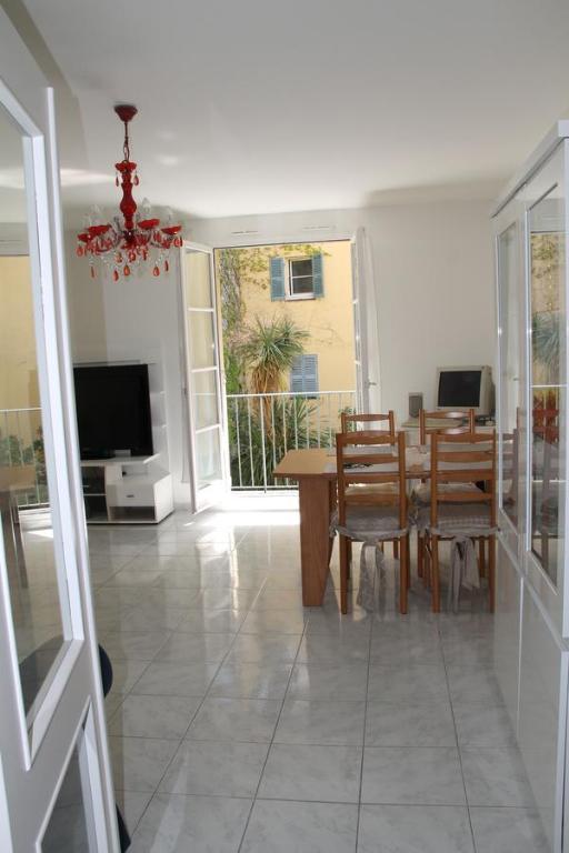 Long stay in Old town of Nice, Castle Hill 7 Rue Sincaire Bt A, 06300 Nice