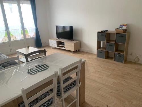 Lorient , charmant T3 lumineux, tout confort