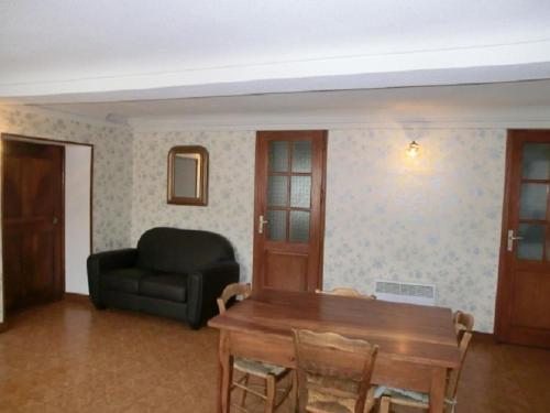 Lou Filadour 1ère Etage 5 personnes