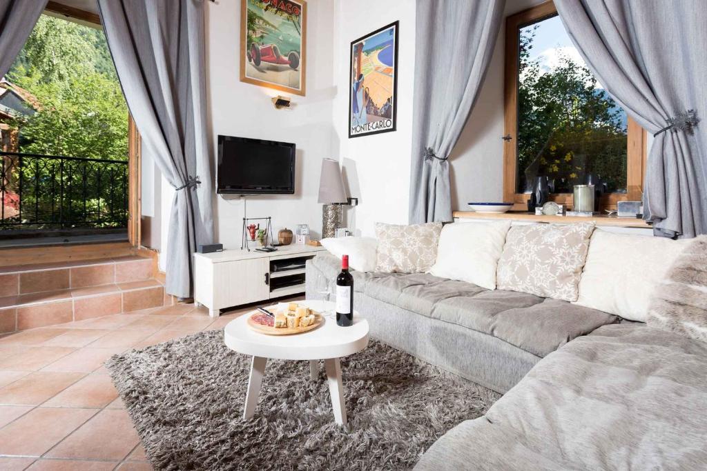 Appartement Lou Lou Apartment - Chamonix All Year 45 Rue docteur Paccard 74400 Chamonix-Mont-Blanc