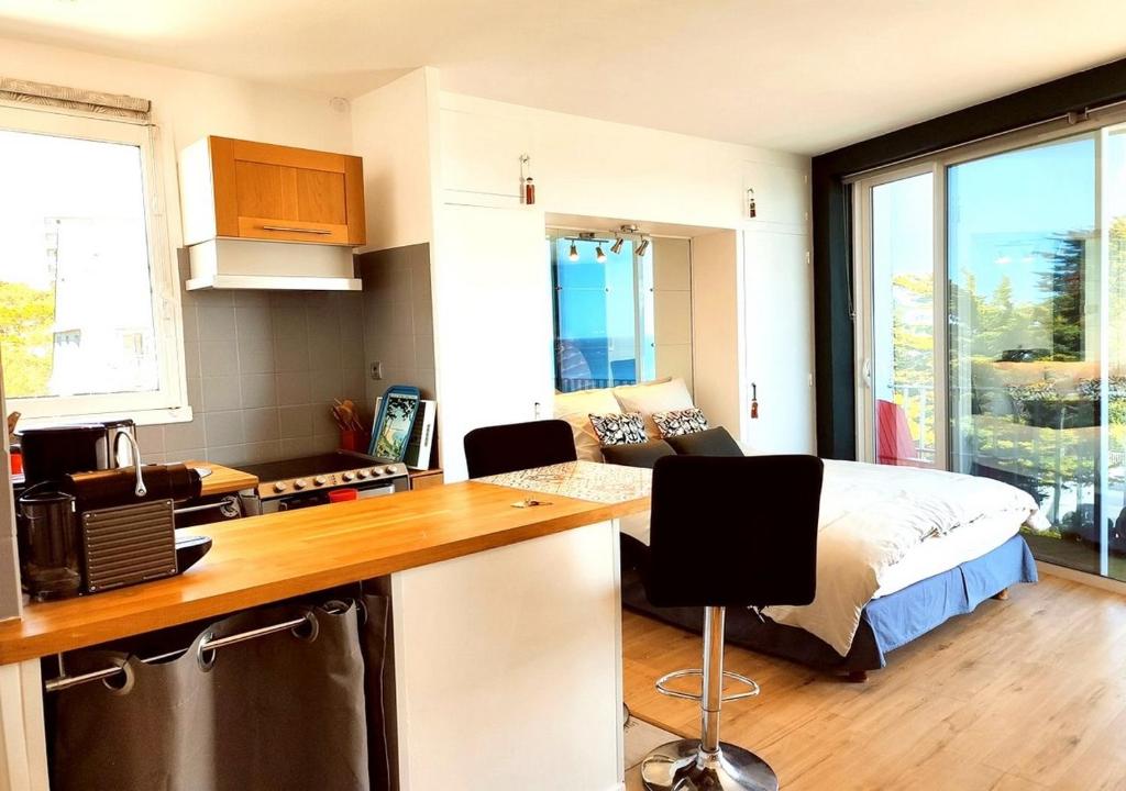 Appartement Loueurdappart - Studio Cosy, Très jolie Vue Mer, Tout à pied à la Baule 17 Boulevard de l'Océan 44500 La Baule