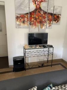 LOUSTALOT Appartement au rez de chaussée d une belle maison entre lac et océan