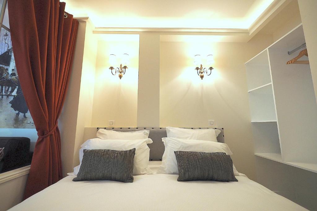 Louvre Opera Classic ChicSuites 13 Rue Saint-Marc, 75002 Paris