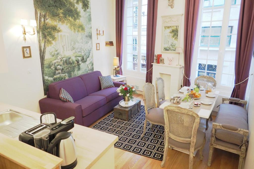 Appartement Louvre Opera Private ChicSuites 13 rue Saint Marc 75002 Paris