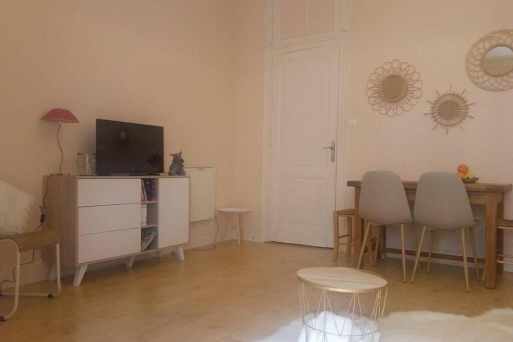LOVE HOTEL TOULOUSE : SUITE MIROIRS 31100 Toulouse
