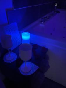 Love House \
