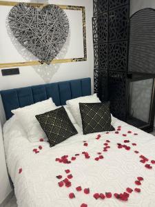 Love Room Jacuzzi Netflix