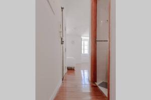 Appartement LoveLisbonApartments One Love, One Heart Calçadinha de Santo Estêvão 7, 1ºfloor 1100-502 Lisbonne -1