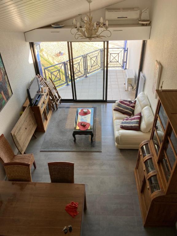 Lovely 1 Bdr Port & Garibaldi Square