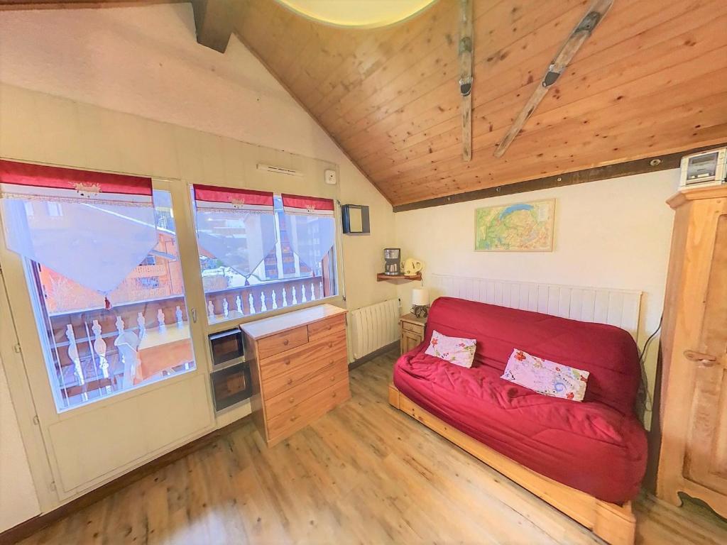 Lovely 1 bedroom flat with directly access to the beach