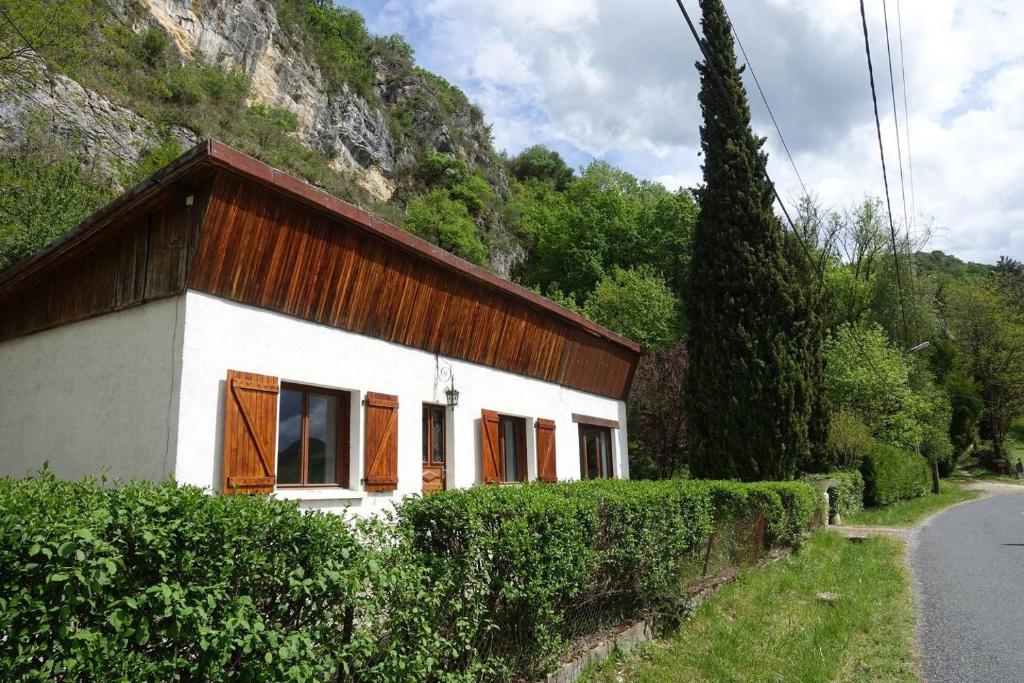 Lovely apartment in Chatel with balcony