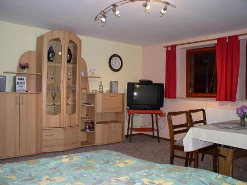 Lovely Apartment in Jennewitz with Terrace, Garden, Barbecue