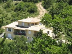 Lovely Apartment in Montbrun Les Bains with Private Garden