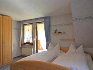 Lovely Apartment in Oberkirchen near Golfing and Horse Riding