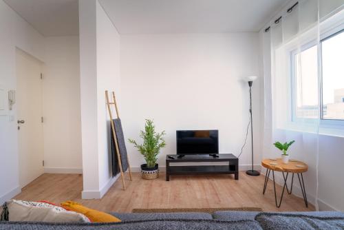 Lovely Apartment in Portimão with River view