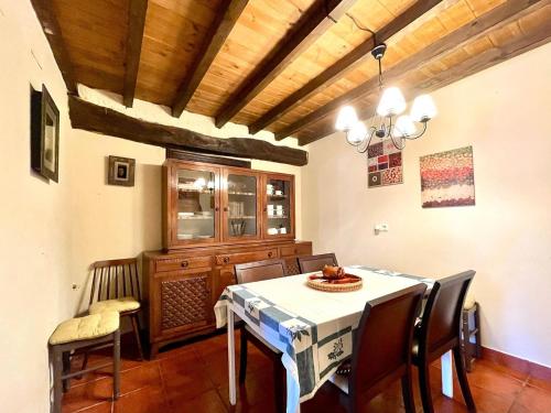 Lovely apartment in Porto with shared pool