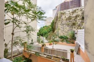 Lovely apartment located 10 min from the sea side