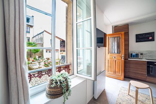 Lovely Apartment Palace of Versailles